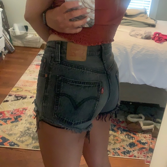 Levi’s 501 shorts high waisted - Picture 3 of 5